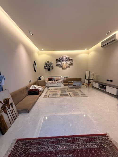 5 bedroom apartment in Tuwaiq 9