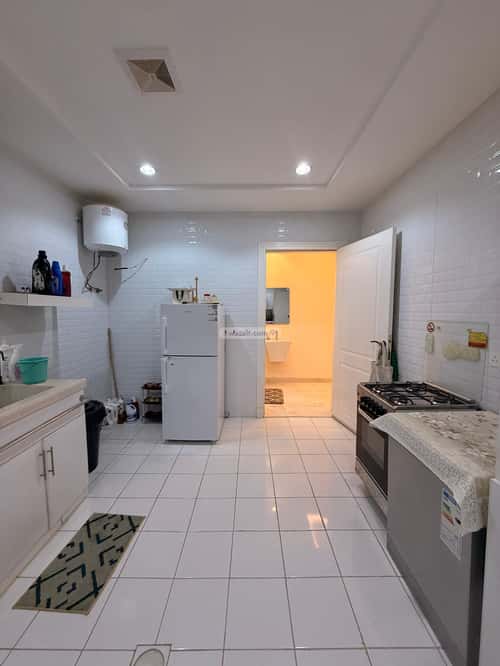 5 bedroom apartment in Tuwaiq 7