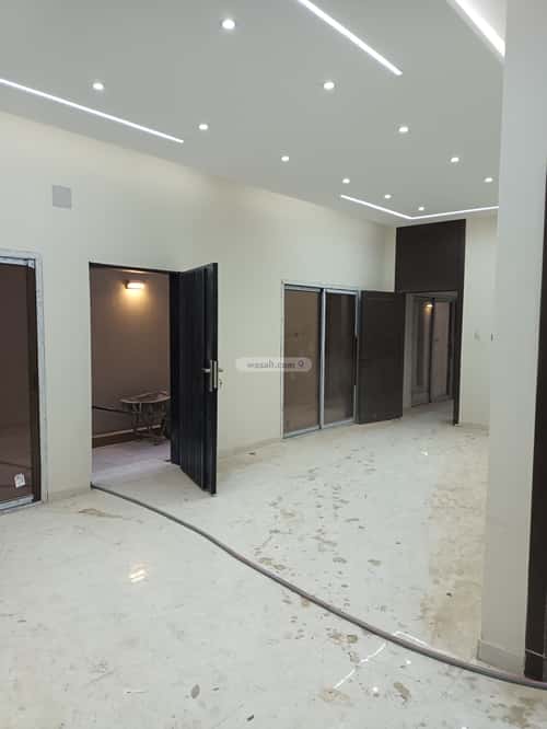 5 bedroom floor in Al Rimal 1