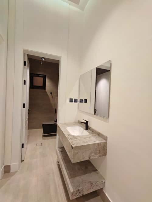 4 bedroom apartment in Al Yarmouk 3