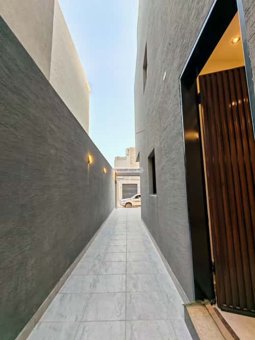4 bedroom floor in Al Rimal 15