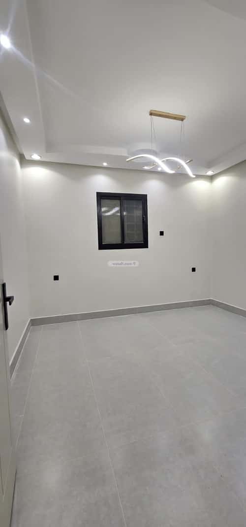 5 bedroom floor in Al Janadriyah 3
