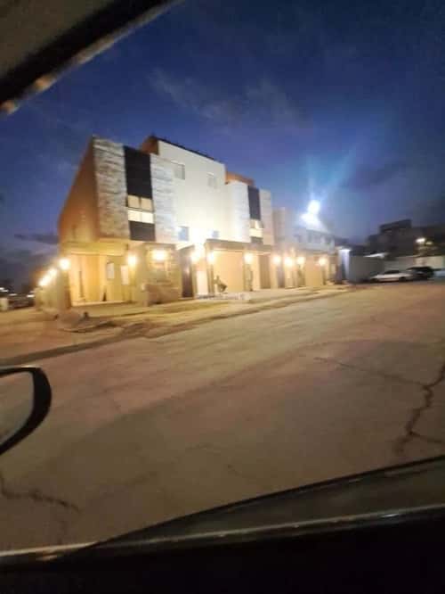 3 bedroom floor in Al Zahrah 7