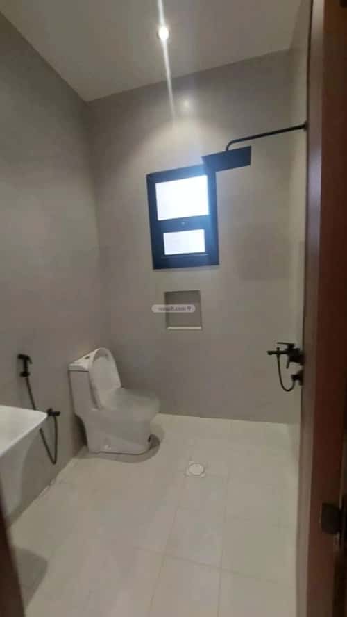 6 bedroom villa in Al Awali 1