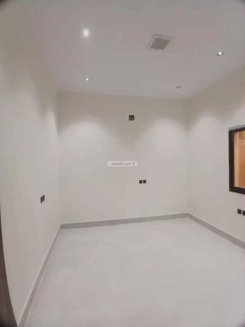 6 bedroom villa in Al Awali 9
