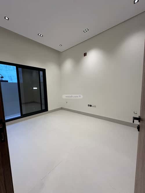 6 bedroom villa in Al Uraija Al Gharbi 16