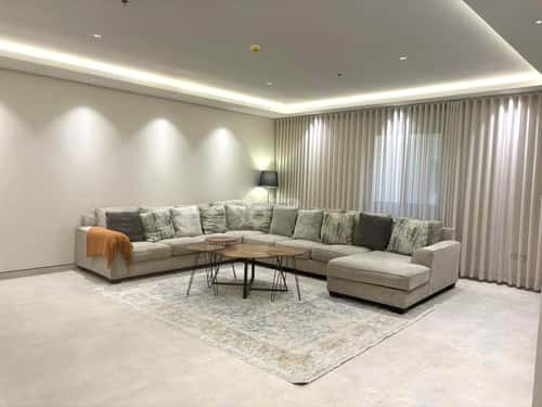 4 bedroom apartment in Al Malqa 6