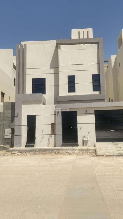 8 bedroom villa in Al Janadriyah 4