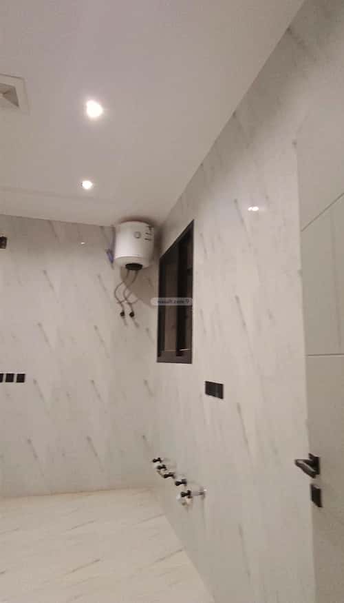 3 bedroom apartment in Al Rimal 4