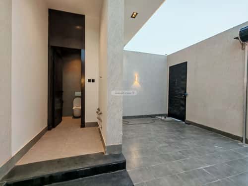 4 bedroom floor in Al Munsiyah 1