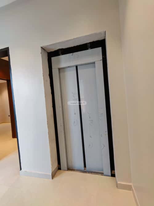 3 bedroom floor in Al Yarmouk 4