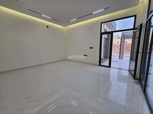 3 bedroom floor in Al Qadisiyah 2