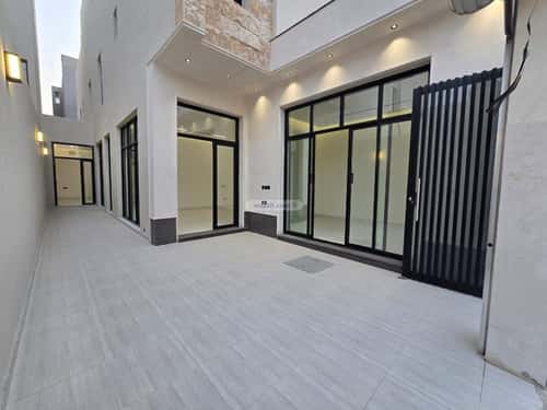 3 bedroom floor in Al Qadisiyah 3