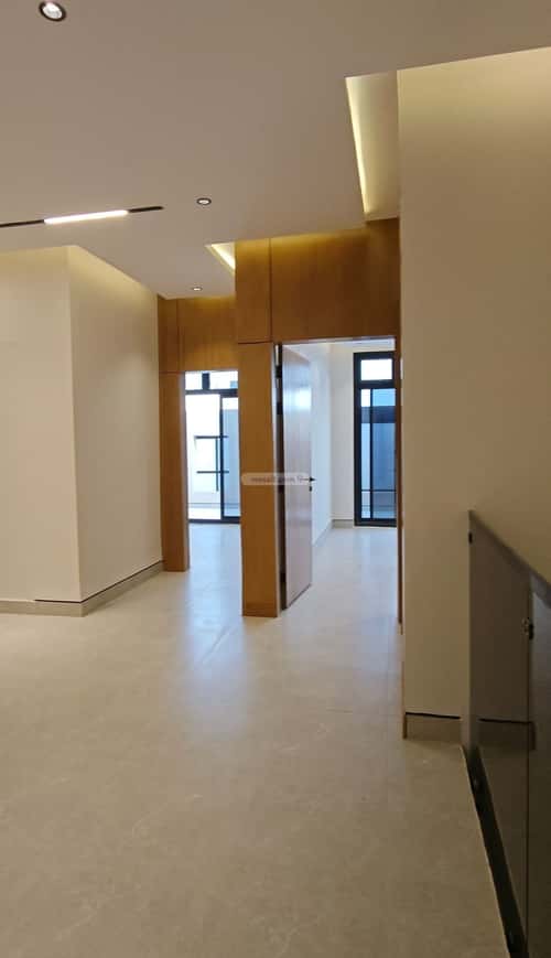 4 bedroom floor in Al Munsiyah 3