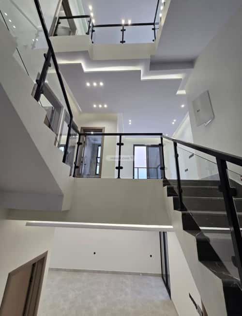 5 bedroom villa in Al Bayan 5