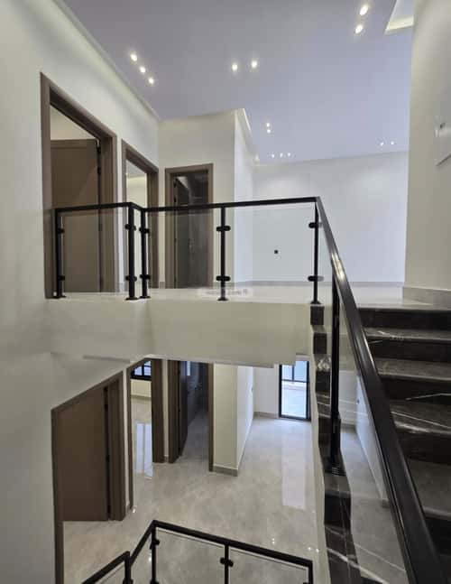 5 bedroom villa in Al Bayan 7