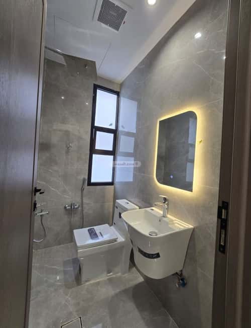 5 bedroom villa in Al Bayan 8