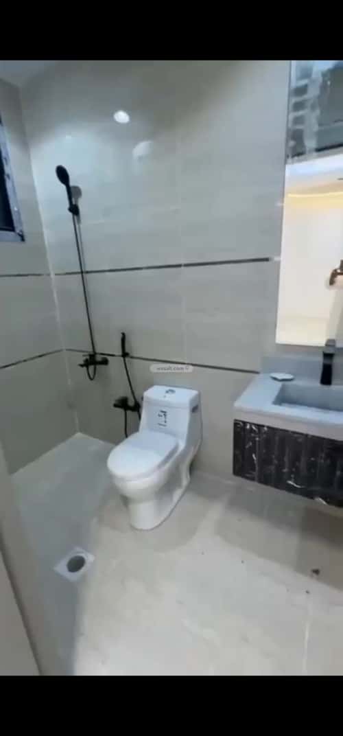 5 bedroom apartment in Taibah 2