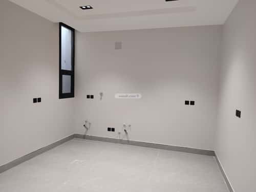 4 bedroom floor in Ishbiliyah 6