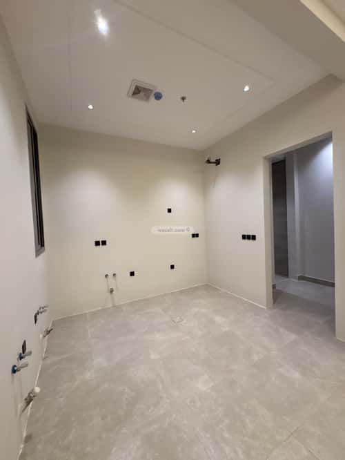 4 bedroom apartment in Al Yarmouk 5