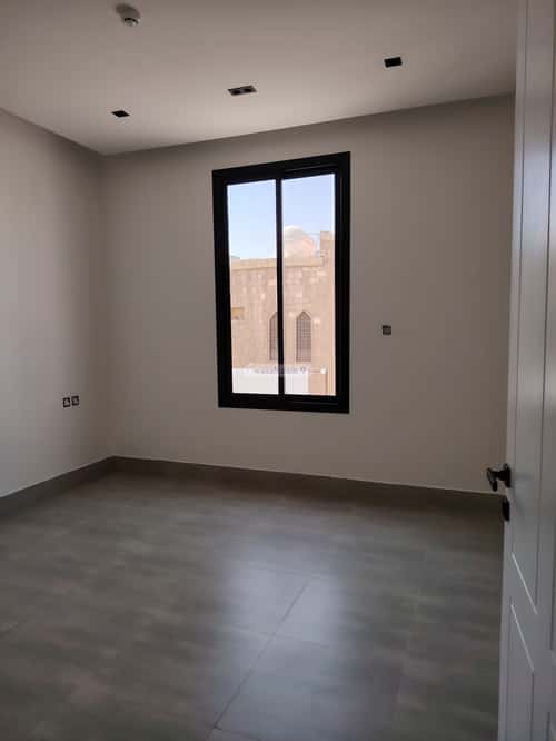4 bedroom apartment in Al Yarmouk 4