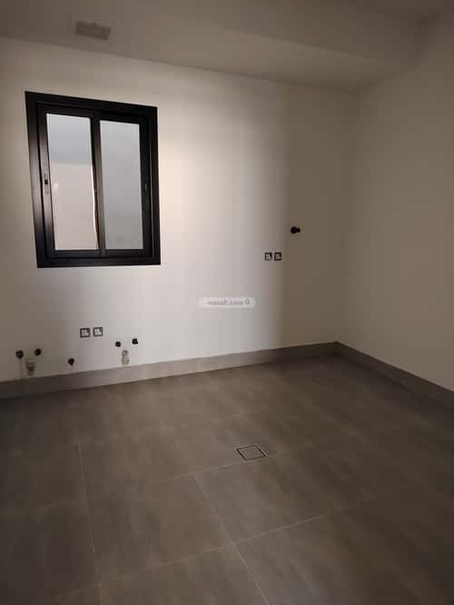 4 bedroom apartment in Al Yarmouk 13