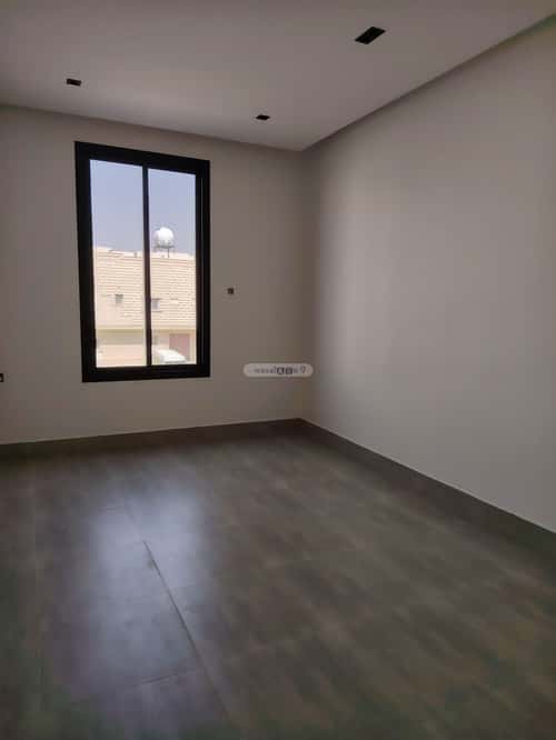 4 bedroom apartment in Al Yarmouk 9