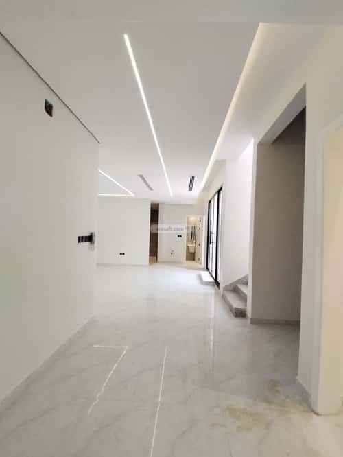 5 bedroom villa in Al Mahdiyyah 1
