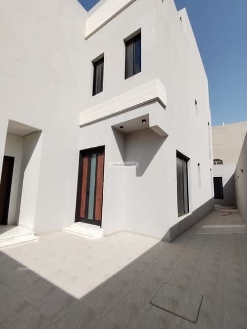 5 bedroom villa in Al Mahdiyyah 13