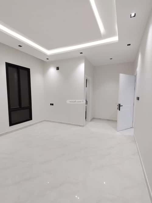 5 bedroom villa in Al Mahdiyyah 4