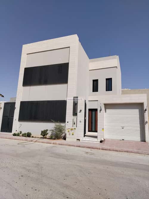 5 bedroom villa in Al Mahdiyyah 12