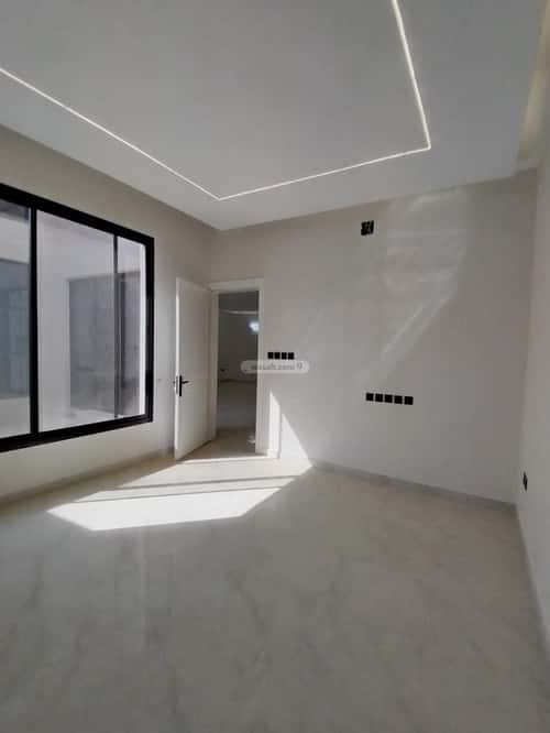 5 bedroom villa in Al Mahdiyyah 16