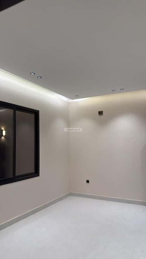 4 bedroom floor in Al Janadriyah 4