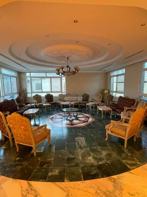 فيلا 12 غرف في النهضة 4