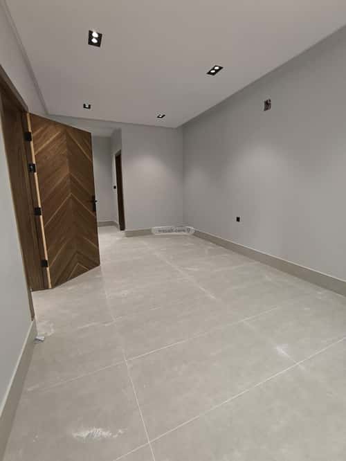 5 bedroom villa in Okaz 2