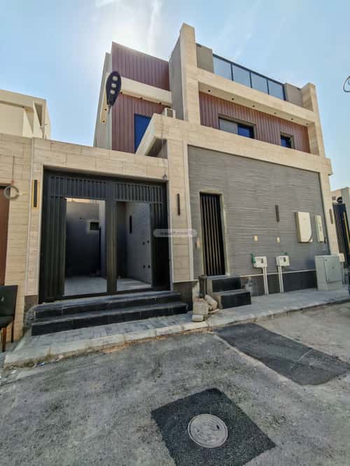 4 bedroom floor in Al Munsiyah 2