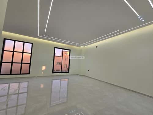 5 bedroom villa in Al Uraija Al Gharbi 5