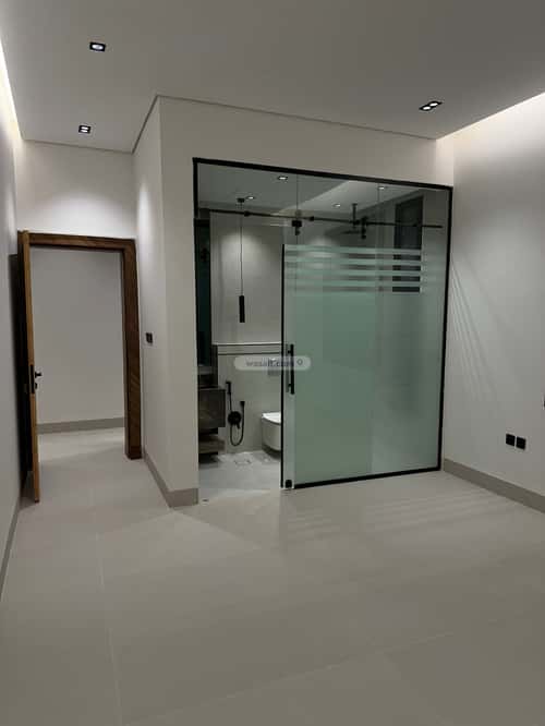 6 bedroom apartment in Dhahrat Laban 2