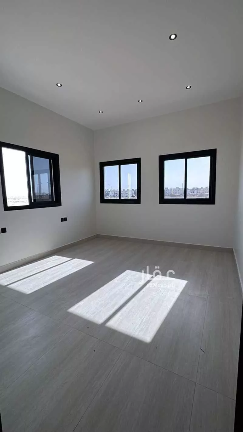 6 bedroom villa in Al Janadriyah 19