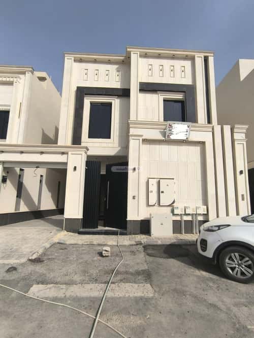 5 bedroom floor in Al Janadriyah 2