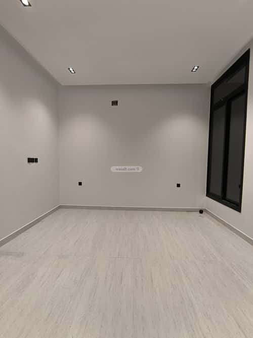 5 bedroom floor in Al Janadriyah 7