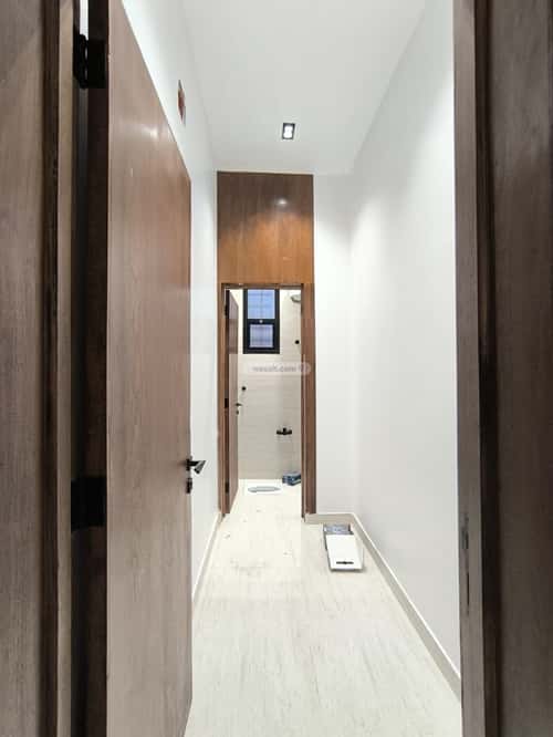 5 bedroom floor in Al Janadriyah 12