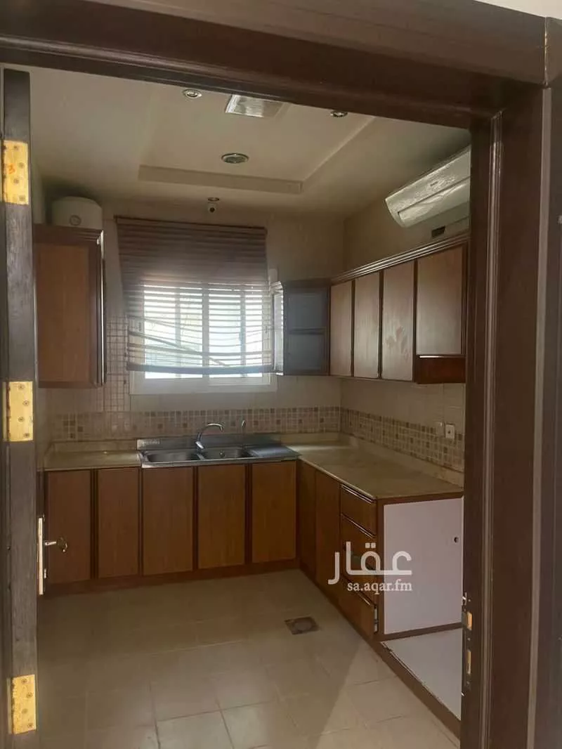 3 bedroom floor in Al Qairawan 3