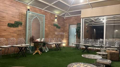 5 bedroom villa in Al Falah 3