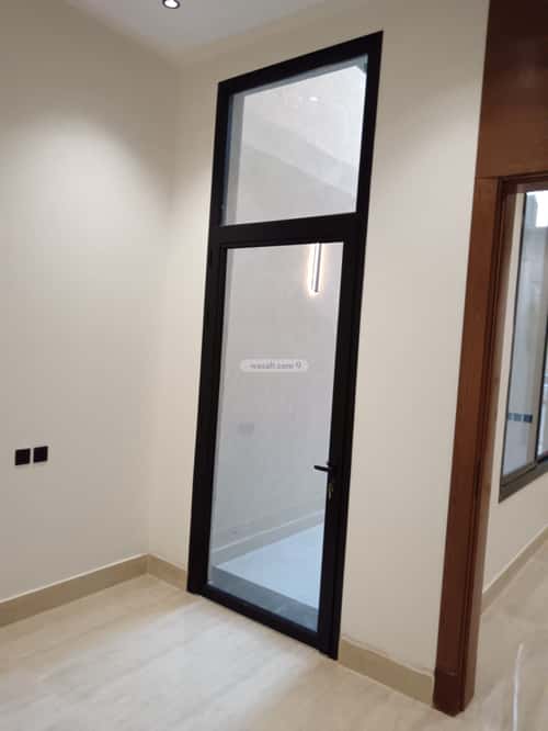 4 bedroom floor in Al Awali 2
