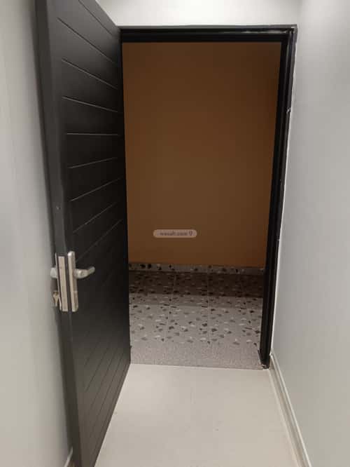 5 bedroom floor in Al Zahrah 1