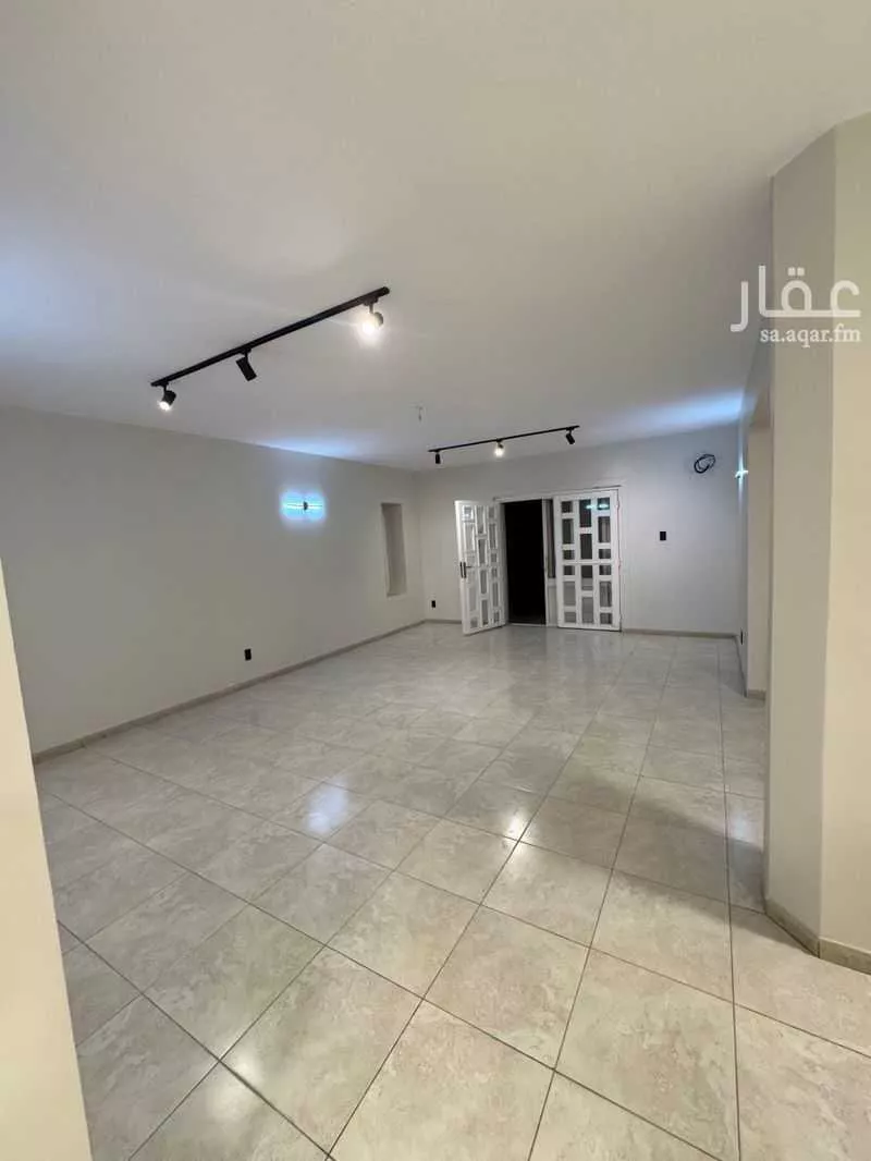 8 bedroom villa in Doha Al Janubiyah 14