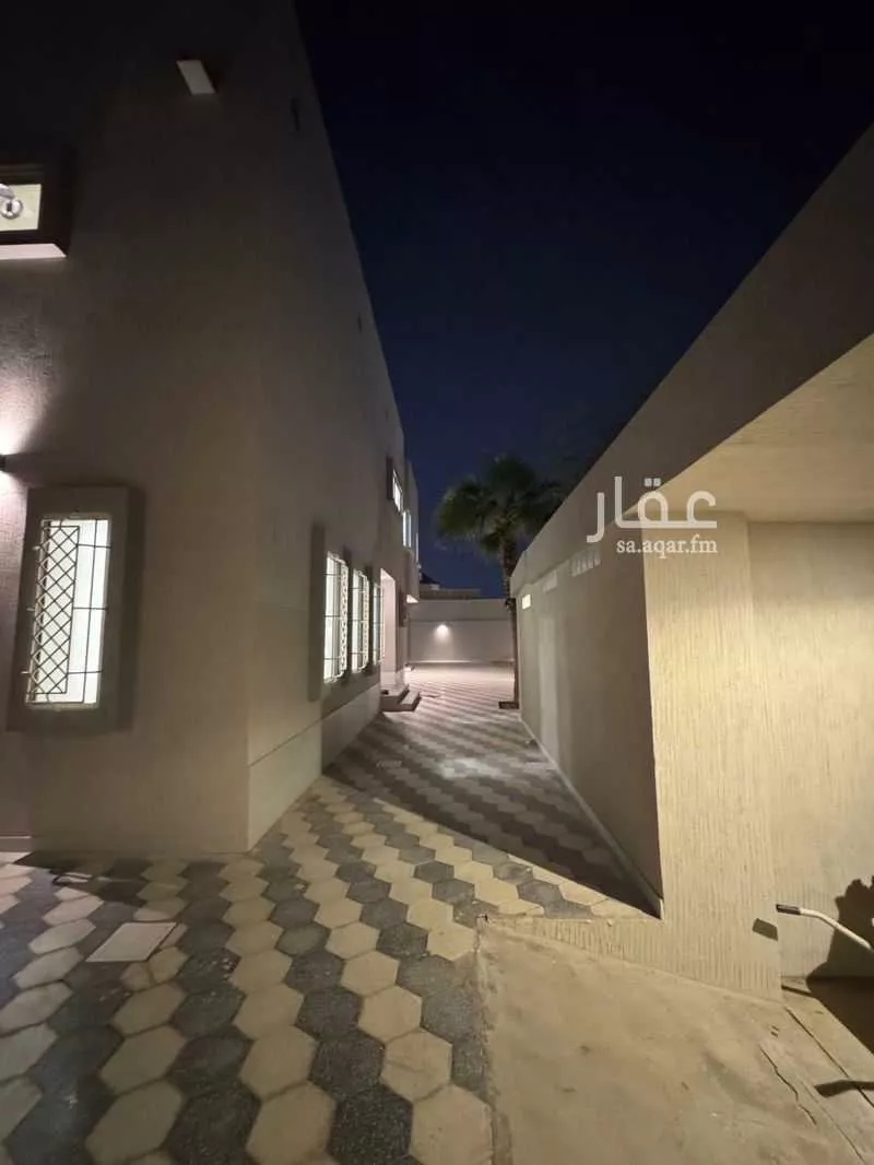 8 bedroom villa in Doha Al Janubiyah 4