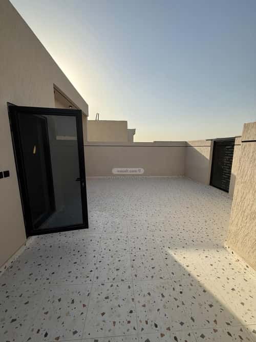 5 bedroom apartment in Al Janadriyah 4