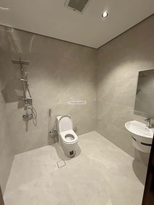 5 bedroom apartment in Al Janadriyah 7